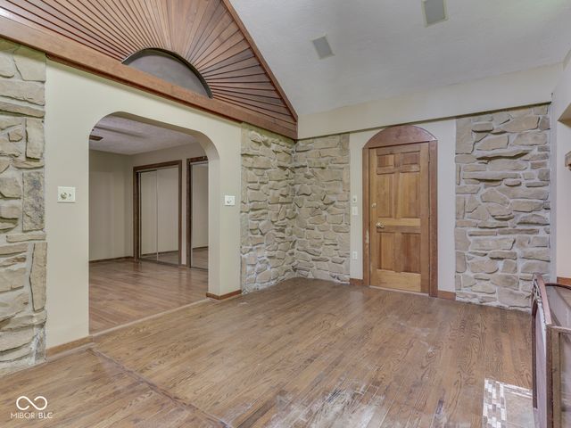 6796 Travis Place, Greenwood, IN 46143