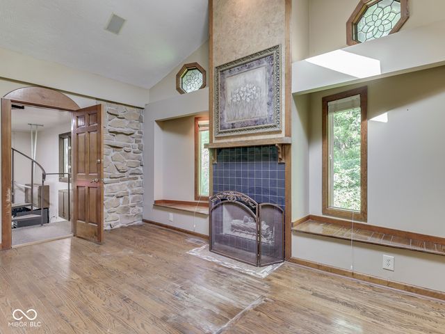 6796 Travis Place, Greenwood, IN 46143