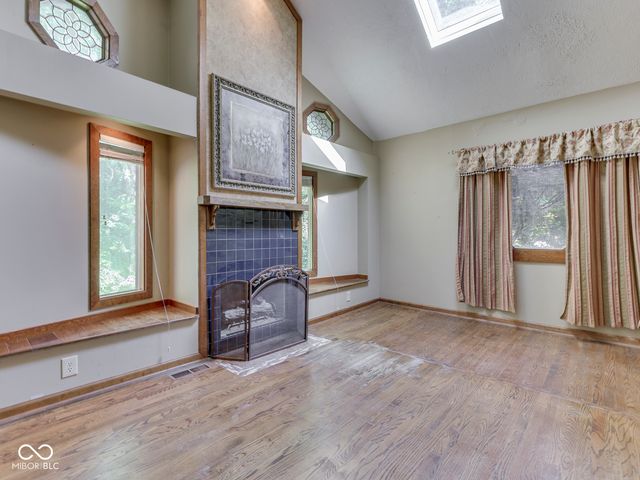 6796 Travis Place, Greenwood, IN 46143