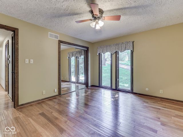 6796 Travis Place, Greenwood, IN 46143