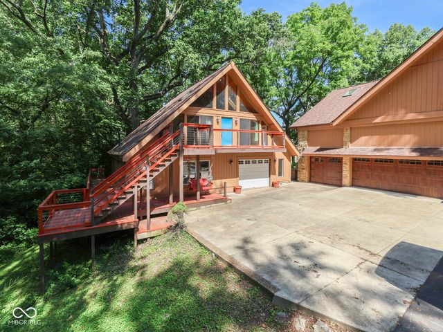 6796 Travis Place, Greenwood, IN 46143