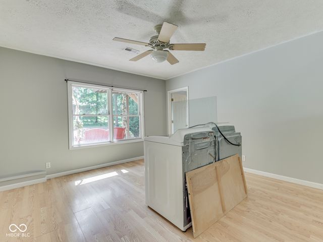 6796 Travis Place, Greenwood, IN 46143