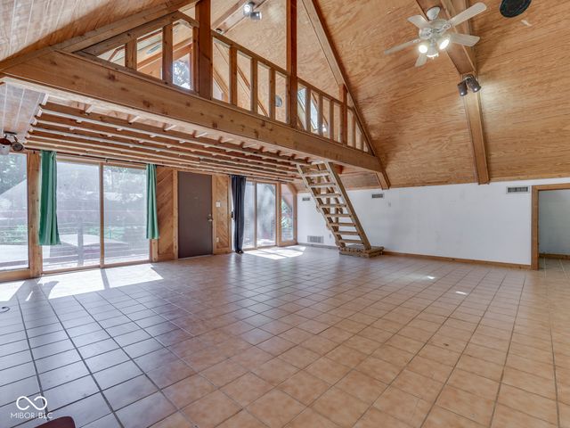 6796 Travis Place, Greenwood, IN 46143