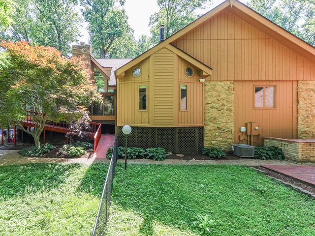 6796 Travis Place, Greenwood, IN 46143