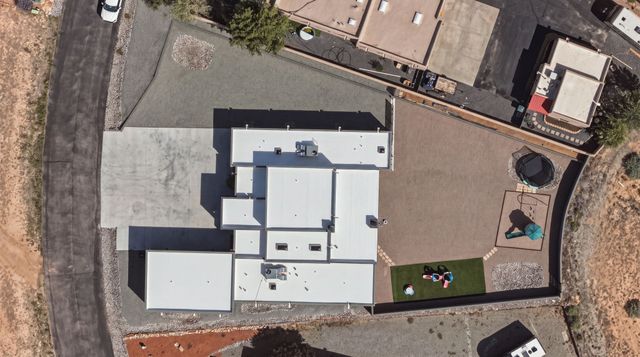 4421 Mission Bend, Santa Fe, NM 87507