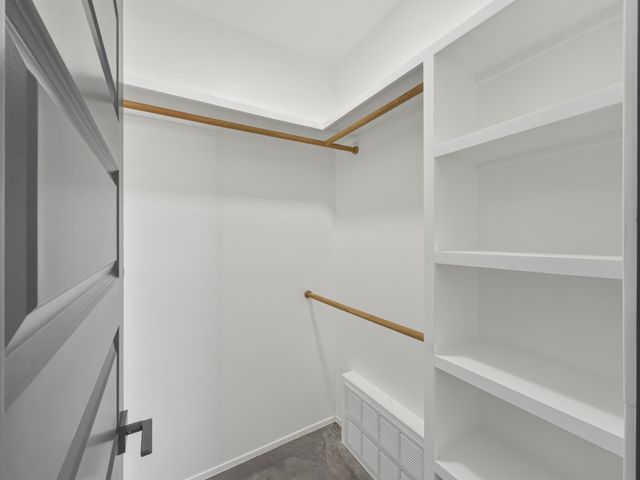 4421 Mission Bend, Santa Fe, NM 87507