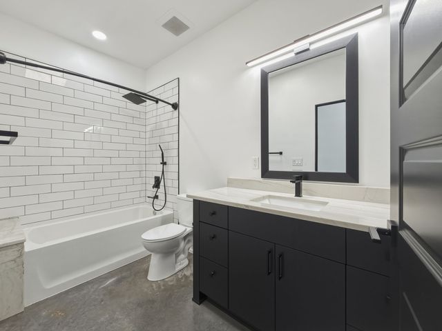 4421 Mission Bend, Santa Fe, NM 87507