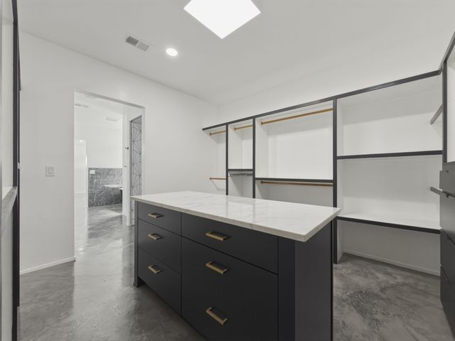 4421 Mission Bend, Santa Fe, NM 87507