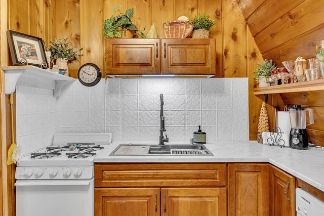 53454 Double View Drive, Idyllwild, CA 92549