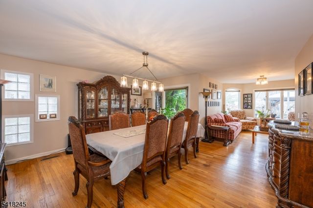 35 Turnberry Rd, Little Falls Twp., NJ 07424
