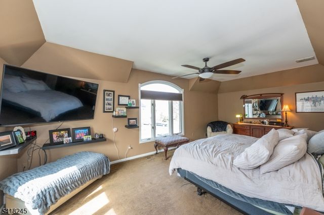 35 Turnberry Rd, Little Falls Twp., NJ 07424