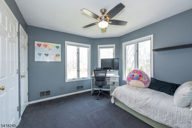 35 Turnberry Rd, Little Falls Twp., NJ 07424