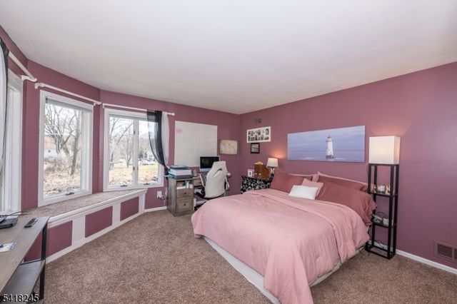 35 Turnberry Rd, Little Falls Twp., NJ 07424