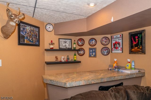 35 Turnberry Rd, Little Falls Twp., NJ 07424