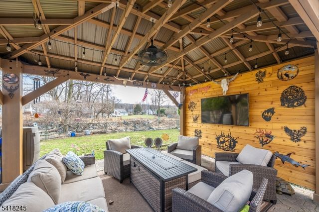 35 Turnberry Rd, Little Falls Twp., NJ 07424