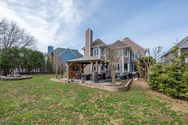 35 Turnberry Rd, Little Falls Twp., NJ 07424