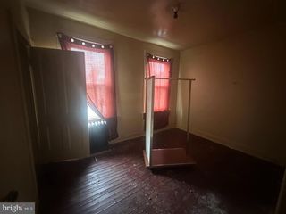 1810 MOSHER ST, Baltimore, MD 21217