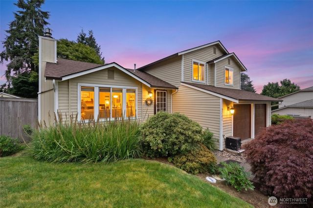 12001 28th Place NE, Lake Stevens, WA 98258