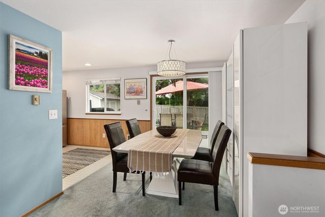 12001 28th Place NE, Lake Stevens, WA 98258