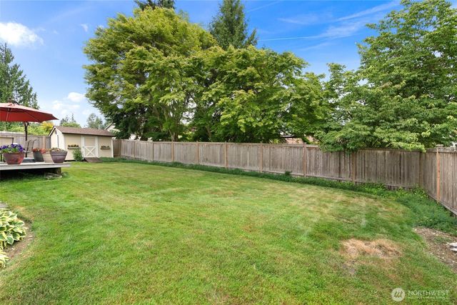 12001 28th Place NE, Lake Stevens, WA 98258