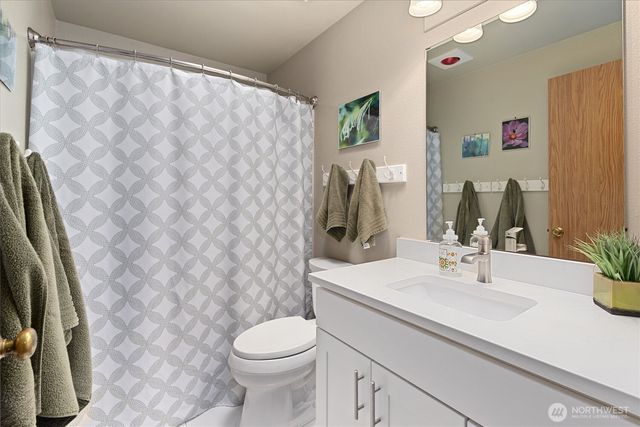 12001 28th Place NE, Lake Stevens, WA 98258