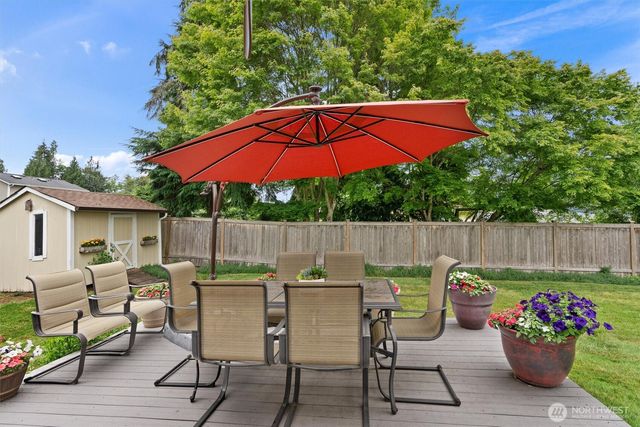 12001 28th Place NE, Lake Stevens, WA 98258