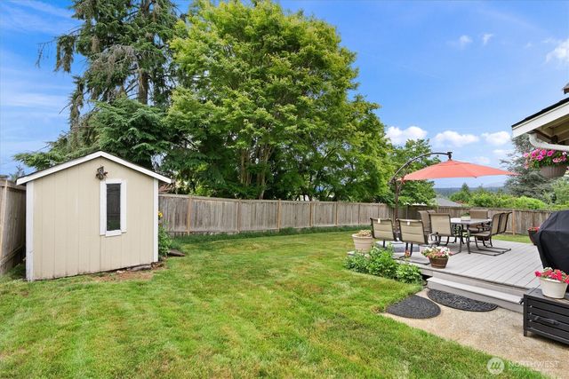 12001 28th Place NE, Lake Stevens, WA 98258