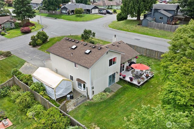 12001 28th Place NE, Lake Stevens, WA 98258