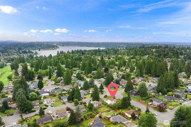 12001 28th Place NE, Lake Stevens, WA 98258
