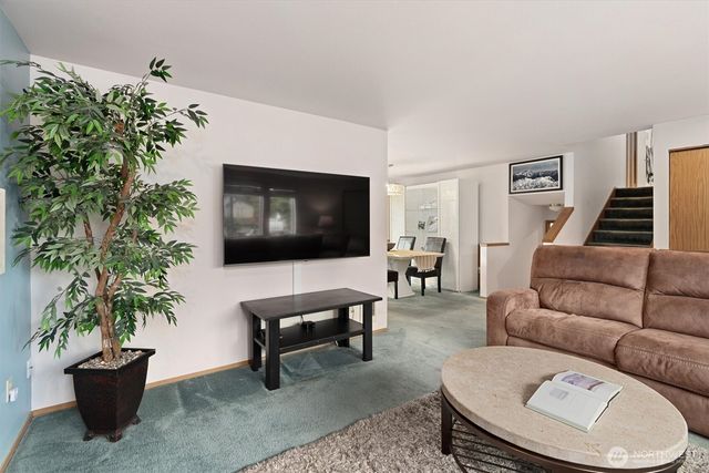 12001 28th Place NE, Lake Stevens, WA 98258