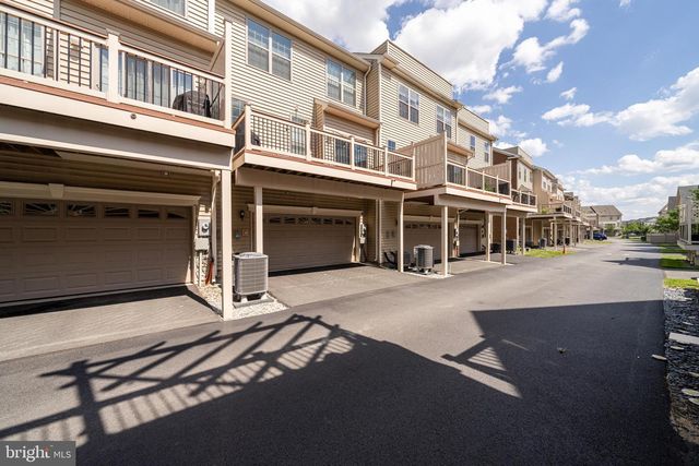 22489 NAUGATUCK SQ, Ashburn, VA 20148