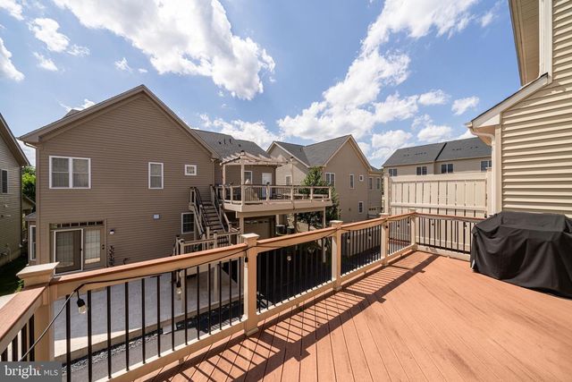 22489 NAUGATUCK SQ, Ashburn, VA 20148