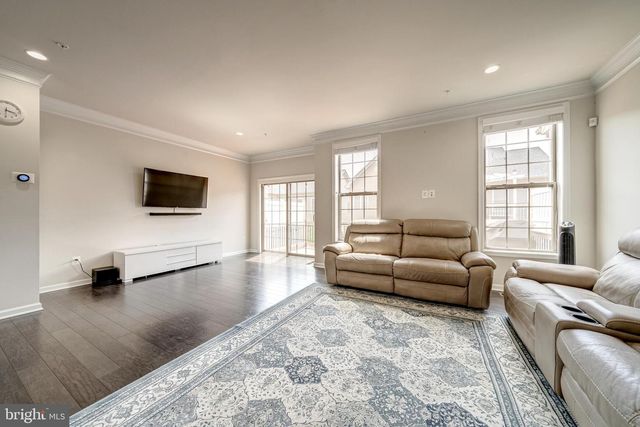 22489 NAUGATUCK SQ, Ashburn, VA 20148