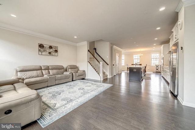 22489 NAUGATUCK SQ, Ashburn, VA 20148