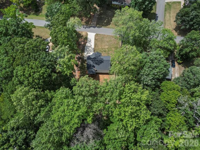 216 Briarcreek Road, Gastonia, NC 28056