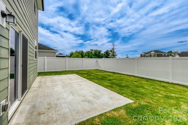 3244 Maya Lane, Midland, NC 28107