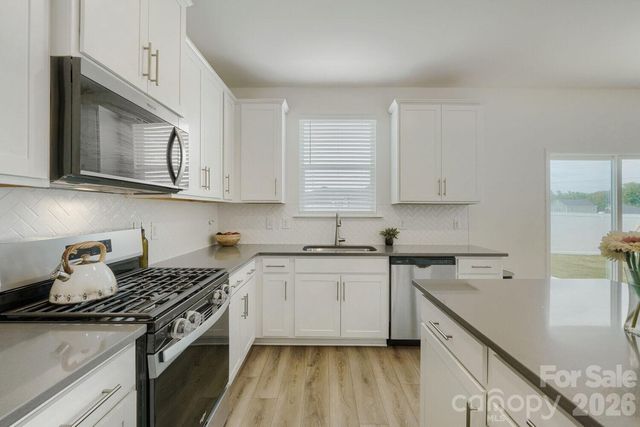 3244 Maya Lane, Midland, NC 28107