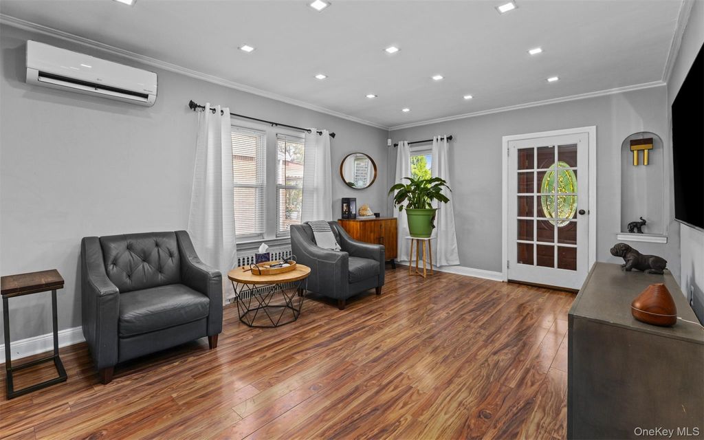 47 Alden Avenue, Valley Stream, NY 11580 — photo 3