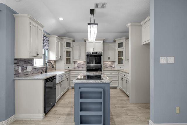 11486 Oak Springs Drive, Willis, TX 77378