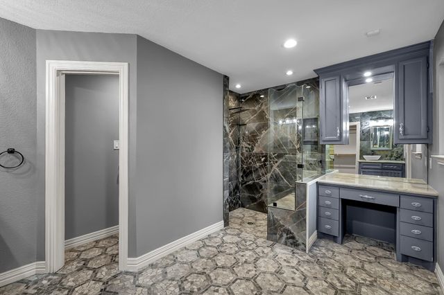 11486 Oak Springs Drive, Willis, TX 77378