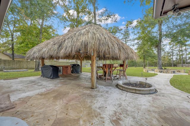 11486 Oak Springs Drive, Willis, TX 77378