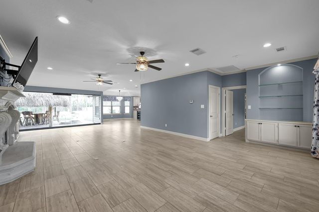 11486 Oak Springs Drive, Willis, TX 77378