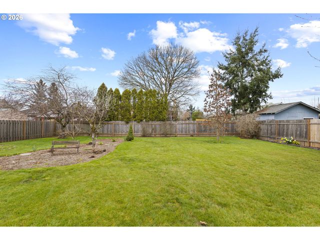 2120 S DOGWOOD St, Cornelius, OR 97113