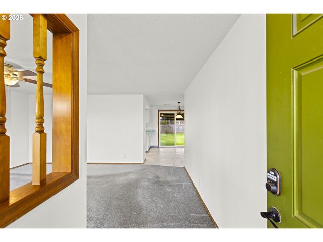 2120 S DOGWOOD St, Cornelius, OR 97113