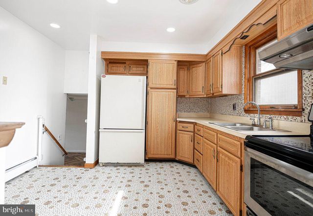 8007 SAGRAMORE RD, Baltimore, MD 21237