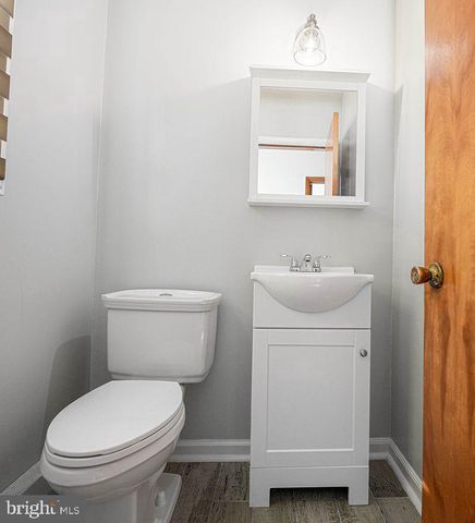 8007 SAGRAMORE RD, Baltimore, MD 21237