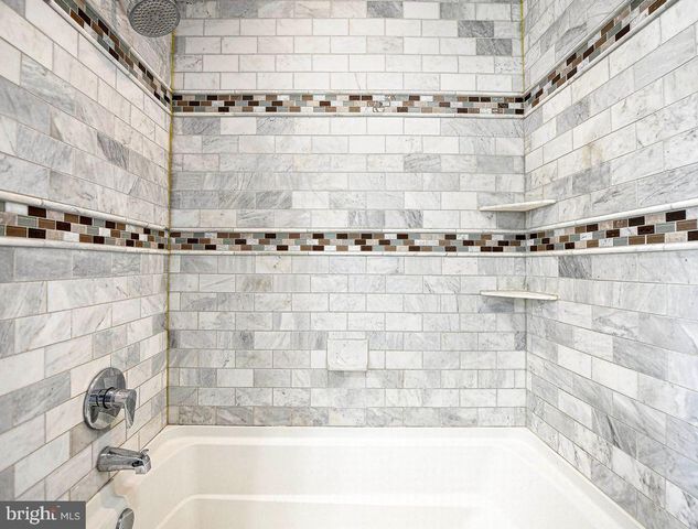 8007 SAGRAMORE RD, Baltimore, MD 21237