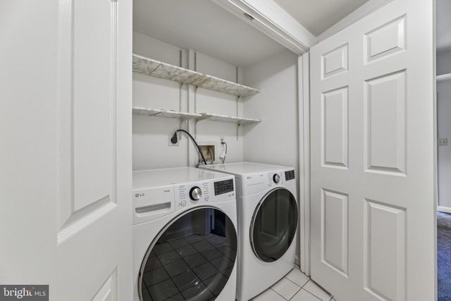 1715 DOGWOOD DR, Alexandria, VA 22302