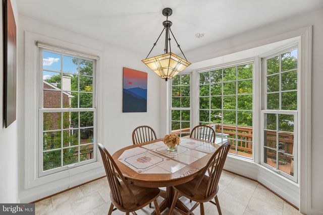 1715 DOGWOOD DR, Alexandria, VA 22302