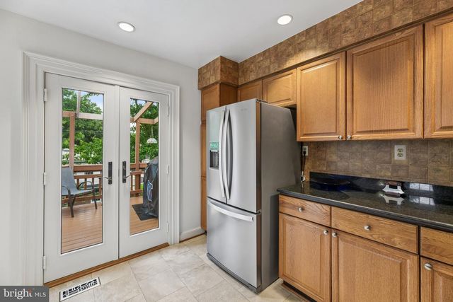 1715 DOGWOOD DR, Alexandria, VA 22302